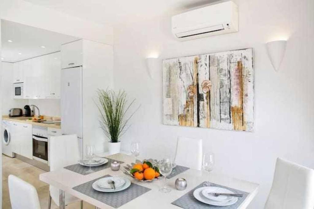 Lejlighed Best Location In Marbella. Beachfront!! *